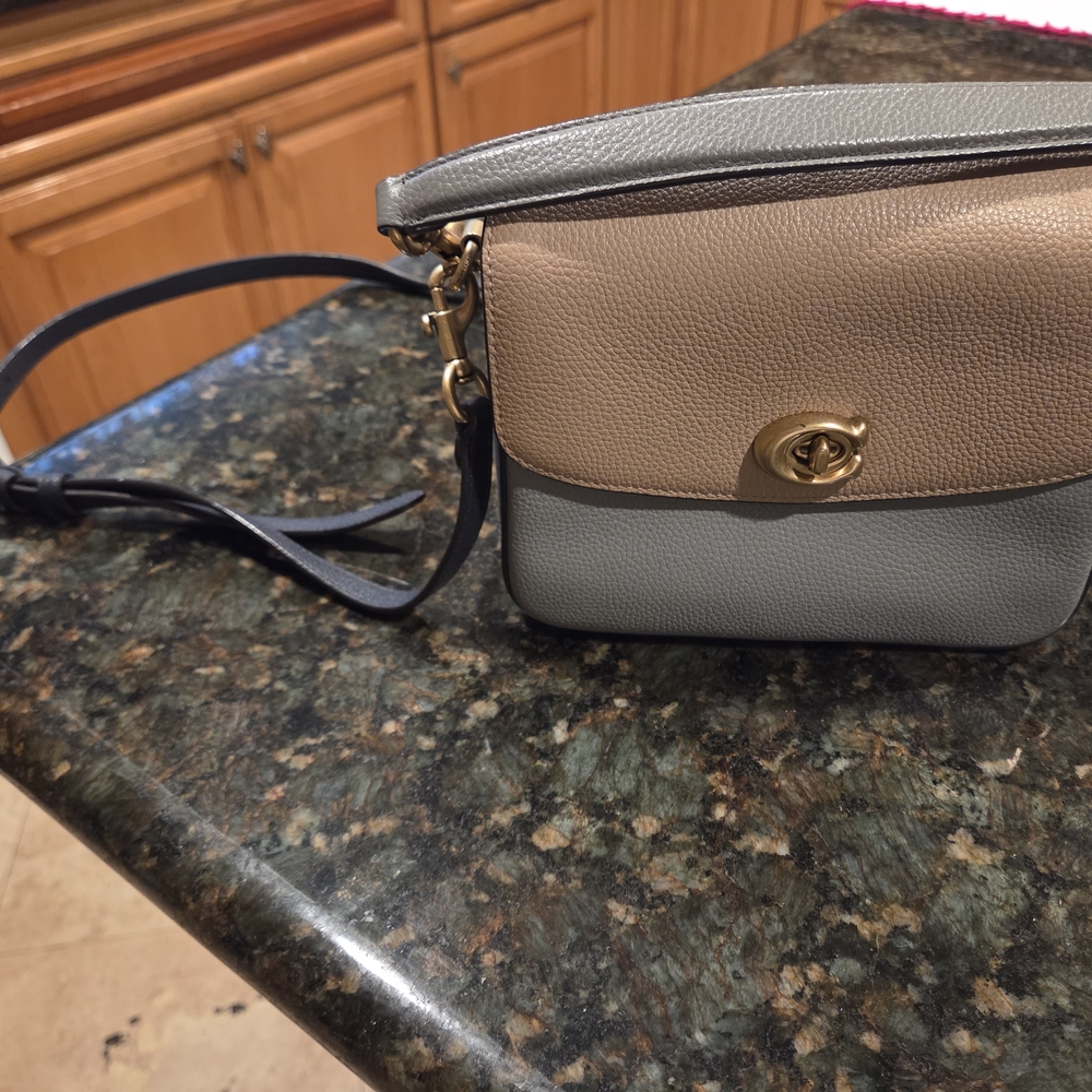 Coach Cassie Crossbody 19in Colorblock